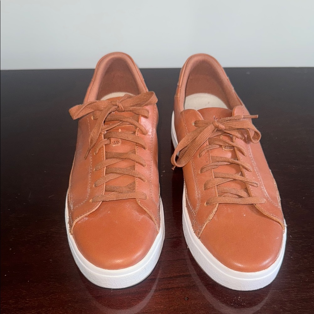 Brown Leather Sneakers with Minimalist Design - Picture 3 of 5